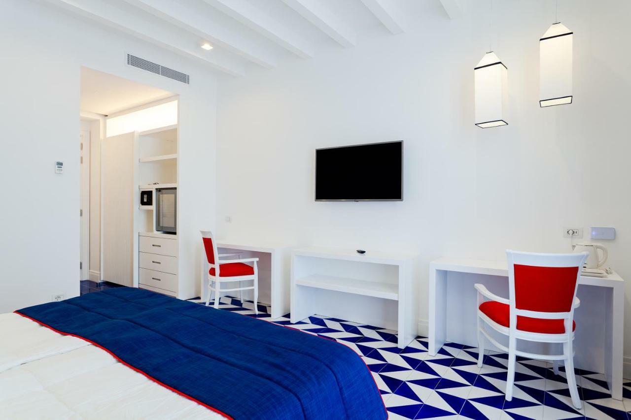 Maison Blu - Intimate Guesthouse Sorrento Dış mekan fotoğraf